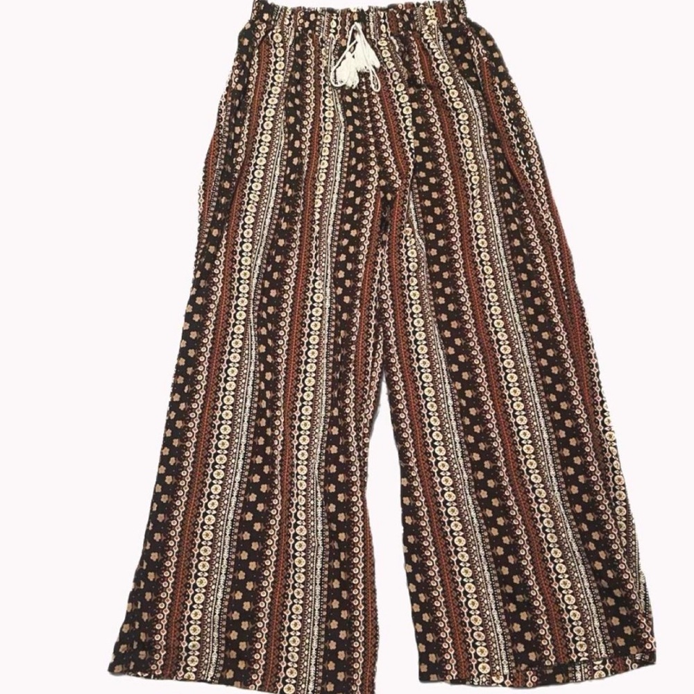 Wide legs pants